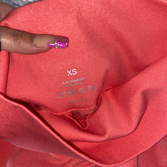 NVGTN coral contour leggings, size xs - Picture 4 of 4